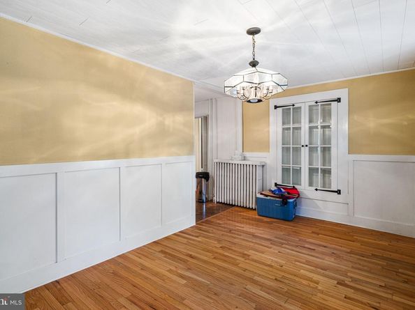 354 Ripka Street, Philadelphia PA 19128