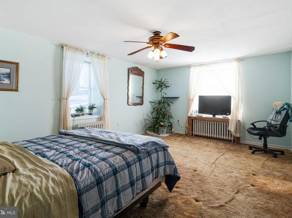 354 Ripka Street, Philadelphia PA 19128