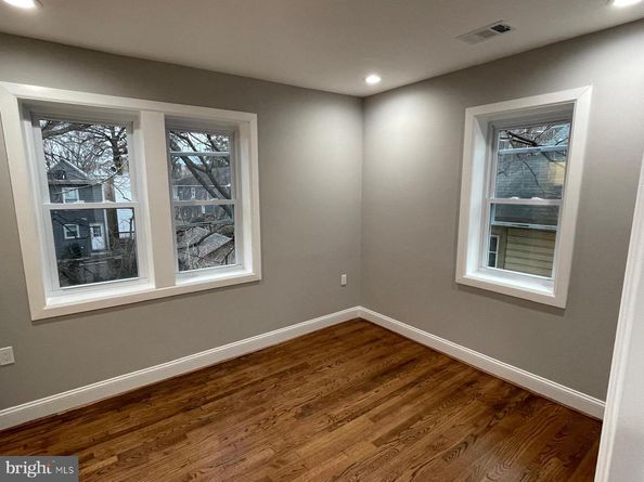 273 56TH Place NE, Washington DC 20019