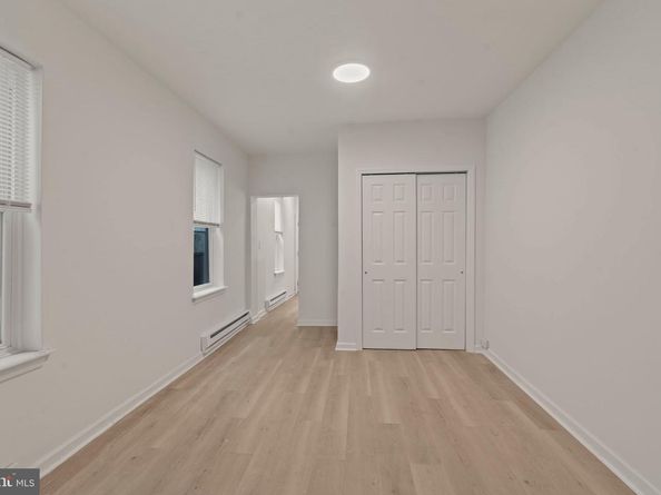 19 W Seymour Street, Philadelphia PA 19144