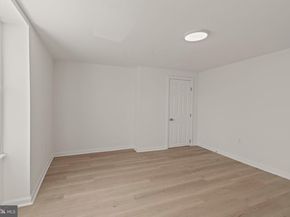 19 W Seymour Street, Philadelphia PA 19144