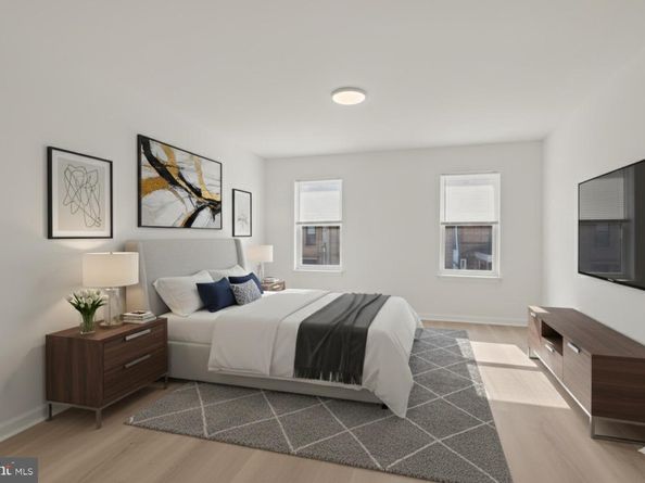 19 W Seymour Street, Philadelphia PA 19144