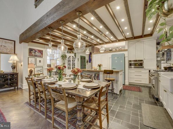 2633 15TH Street NW 8, Washington DC 20009