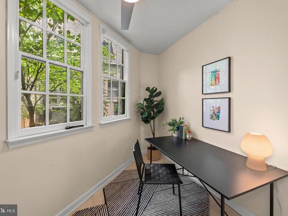 2633 15TH Street NW 8, Washington DC 20009