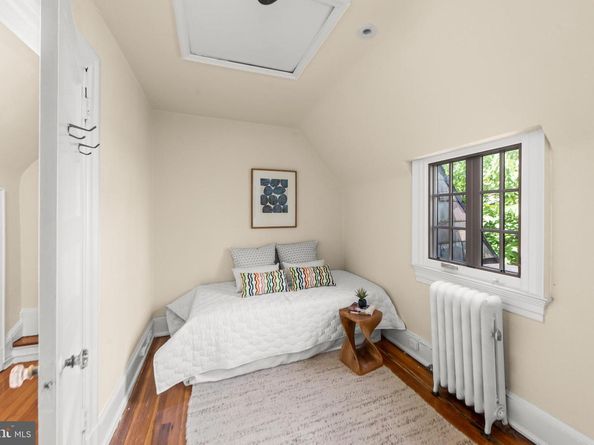 2633 15TH Street NW 8, Washington DC 20009