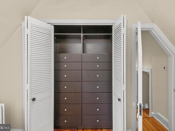 2633 15TH Street NW 8, Washington DC 20009