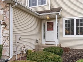2226 Orchard Hill Circle, Warrington PA 18976