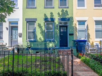 1702 A Street SE