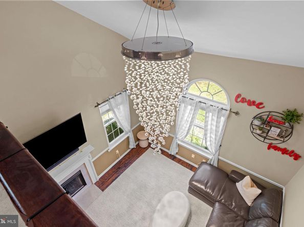 537 Ashton Circle, Feasterville Trevose PA 19053