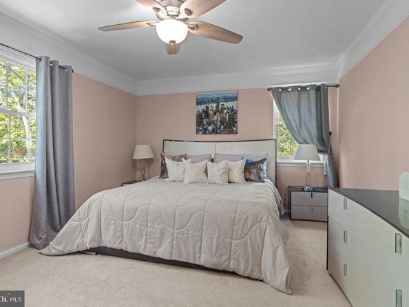 537 Ashton Circle, Feasterville Trevose PA 19053