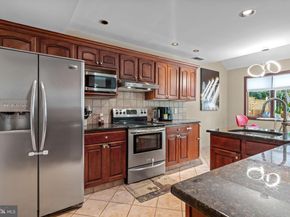 537 Ashton Circle, Feasterville Trevose PA 19053