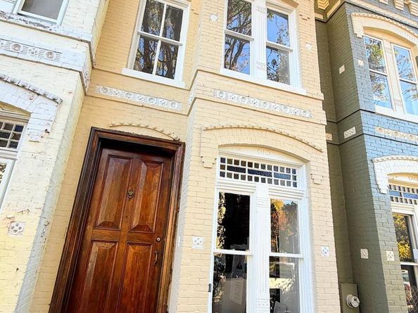309 4TH Street NE, Washington DC 20002