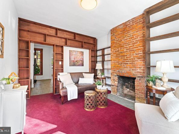 309 4TH Street NE, Washington DC 20002