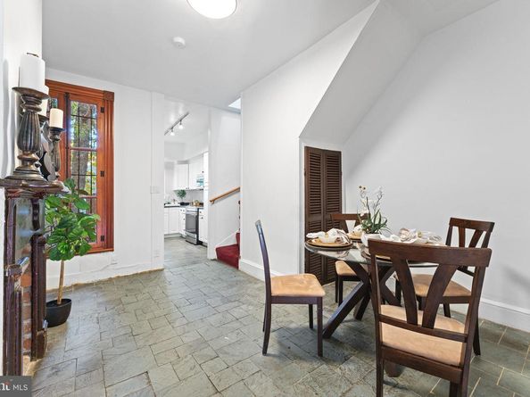 309 4TH Street NE, Washington DC 20002