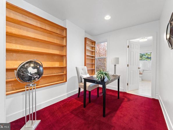 309 4TH Street NE, Washington DC 20002