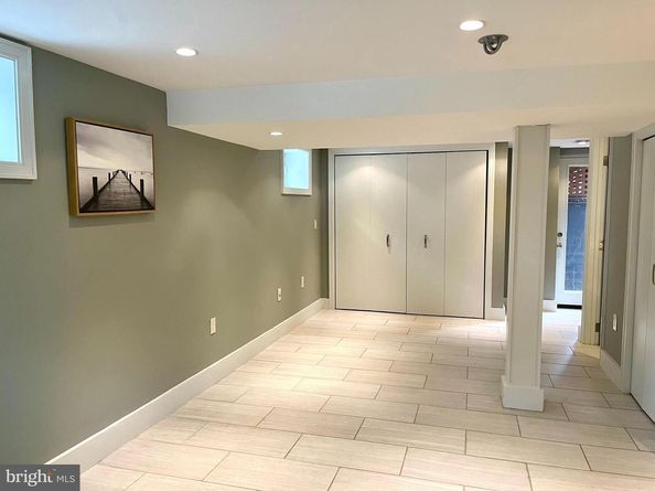 5 Custis Avenue E, Alexandria VA 22301