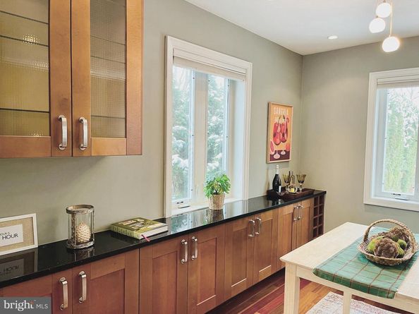 5 Custis Avenue E, Alexandria VA 22301