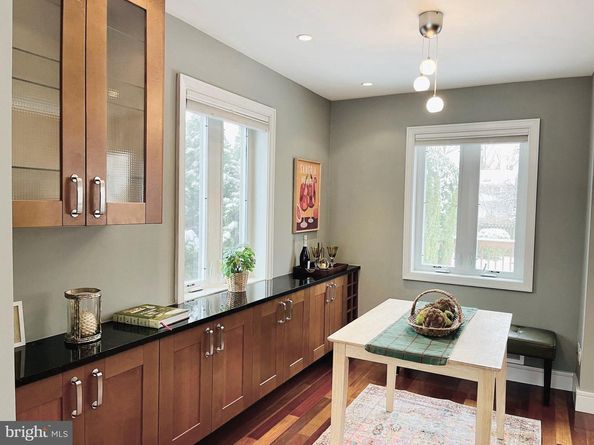 5 Custis Avenue E, Alexandria VA 22301