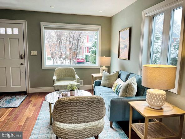 5 Custis Avenue E, Alexandria VA 22301