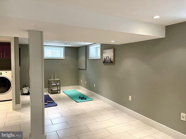 5 Custis Avenue E, Alexandria VA 22301