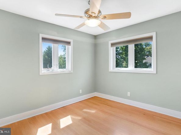 5 Custis Avenue E, Alexandria VA 22301