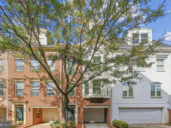 703 Capitol Square Place SW, Washington DC 20024