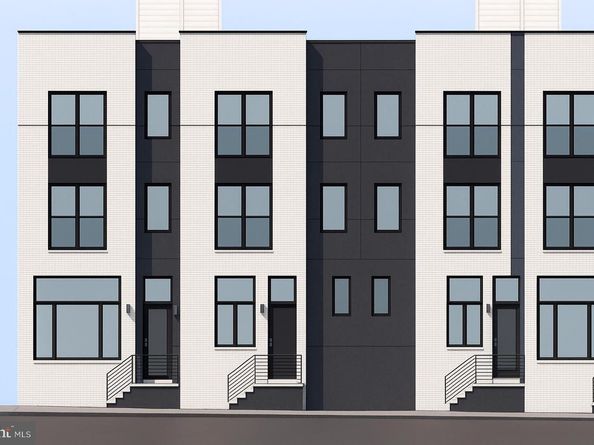 2425 Hartranft Street, Philadelphia PA 19145