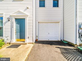2522 Logan Wood Drive, Herndon VA 20171