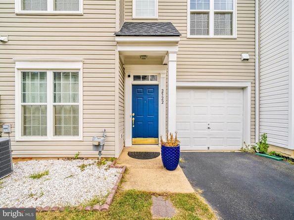 2522 Logan Wood Drive, Herndon VA 20171