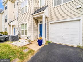2522 Logan Wood Drive, Herndon VA 20171