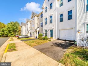 2522 Logan Wood Drive, Herndon VA 20171