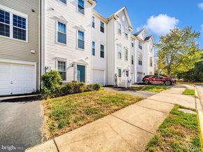 2522 Logan Wood Drive, Herndon VA 20171
