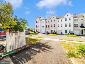 2522 Logan Wood Drive, Herndon VA 20171