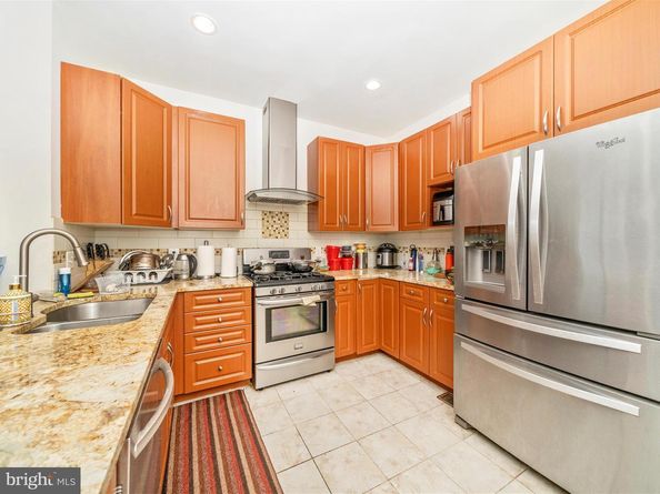 2522 Logan Wood Drive, Herndon VA 20171