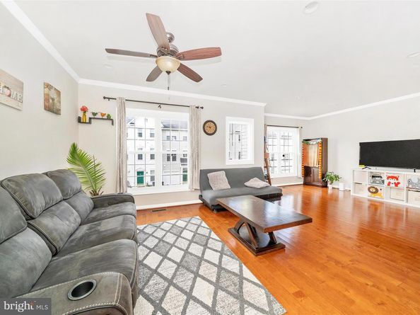 2522 Logan Wood Drive, Herndon VA 20171