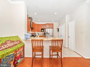 2522 Logan Wood Drive, Herndon VA 20171