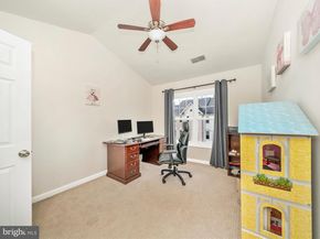 2522 Logan Wood Drive, Herndon VA 20171