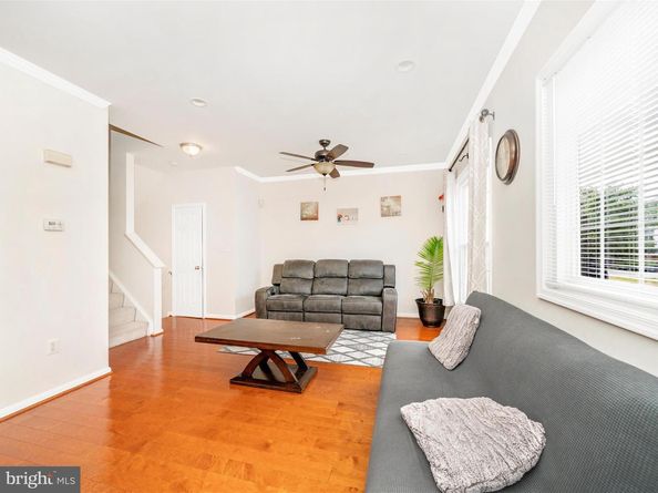2522 Logan Wood Drive, Herndon VA 20171
