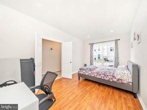 2522 Logan Wood Drive, Herndon VA 20171