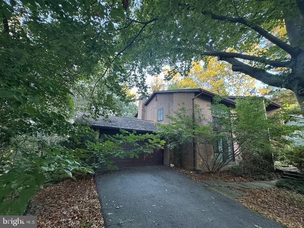 8617 Carlynn Drive, Bethesda MD 20817