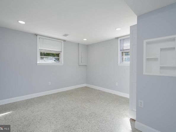 1107 Desale Street SW, Vienna VA 22180