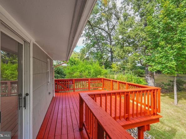 1107 Desale Street SW, Vienna VA 22180