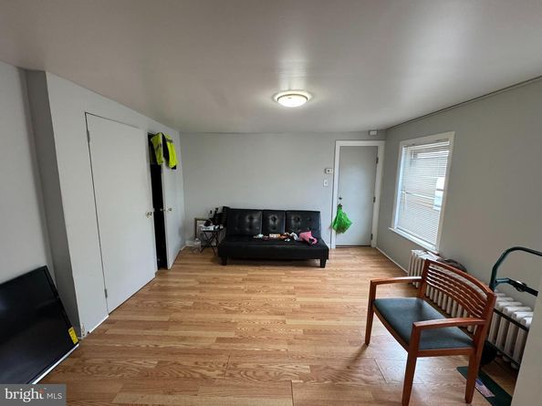 1641 W Girard Avenue, Philadelphia PA 19130