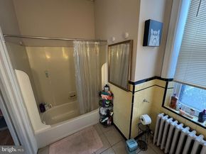 1641 W Girard Avenue, Philadelphia PA 19130