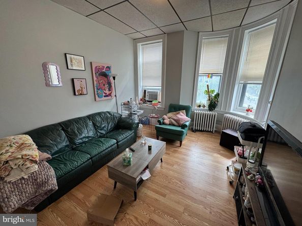 1641 W Girard Avenue, Philadelphia PA 19130