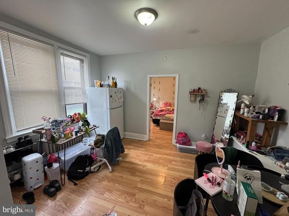 1641 W Girard Avenue, Philadelphia PA 19130