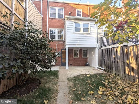 11 E Linden Street, Alexandria VA 22301
