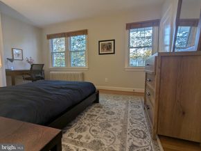 11 E Linden Street, Alexandria VA 22301