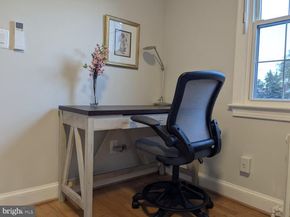 11 E Linden Street, Alexandria VA 22301