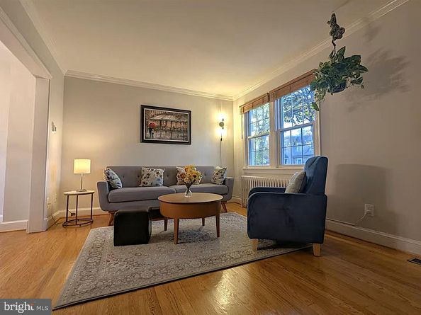 11 E Linden Street, Alexandria VA 22301